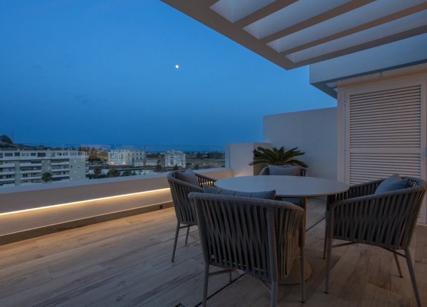 Resale - Apartment - Middle Floor Apartment - Marbella - Nueva Andalucia