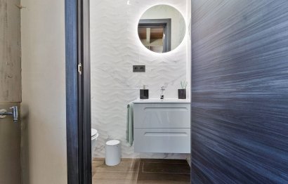 Resale - House - Detached Villa - Benalmádena - Benalmadena Centro