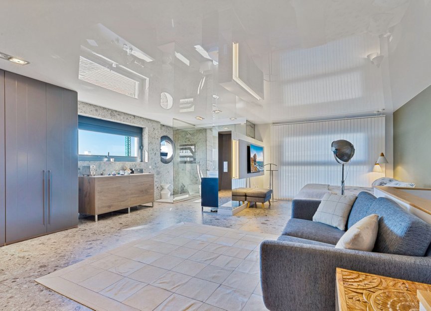 Resale - House - Detached Villa - Benalmádena - Benalmadena Centro