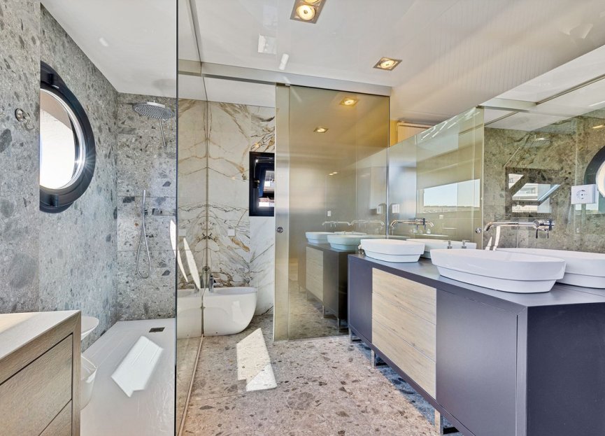 Resale - House - Detached Villa - Benalmádena - Benalmadena Centro