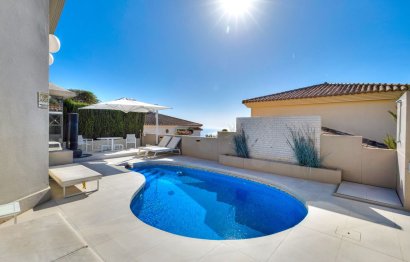 Resale - House - Detached Villa - Benalmádena - Benalmadena Centro