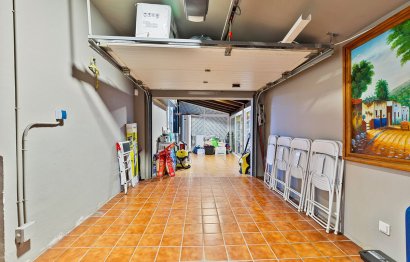 Resale - House - Detached Villa - Benalmádena - Benalmadena Centro