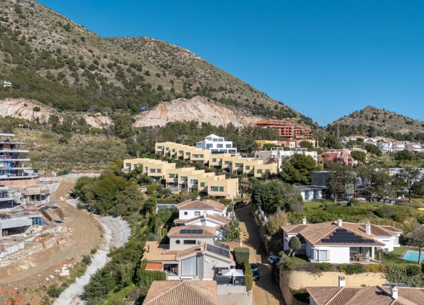 Resale - House - Detached Villa - Benalmádena - Benalmadena Centro