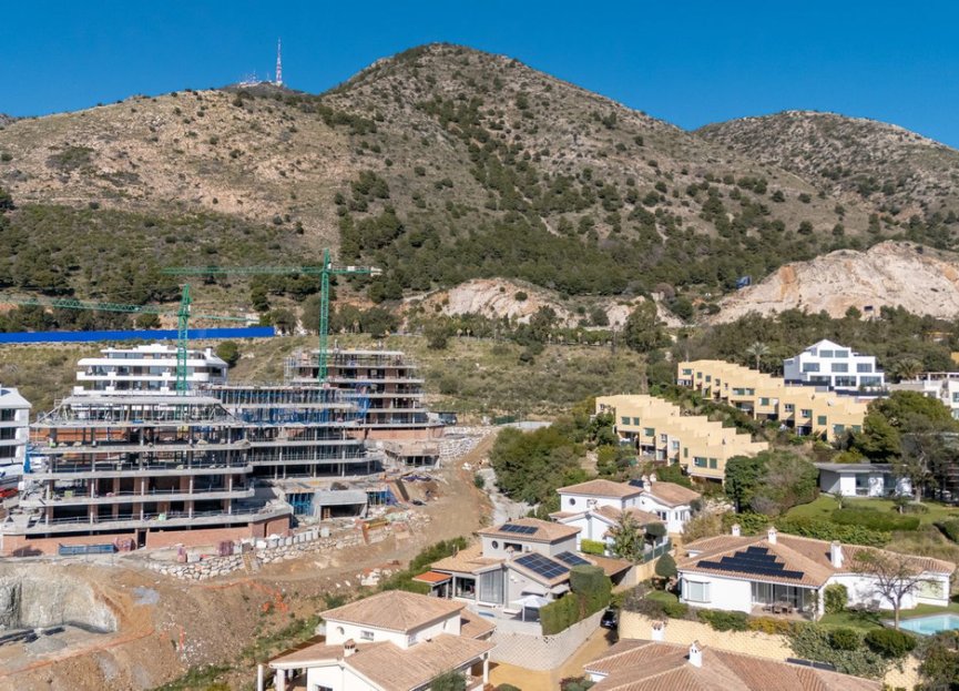 Resale - House - Detached Villa - Benalmádena - Benalmadena Centro