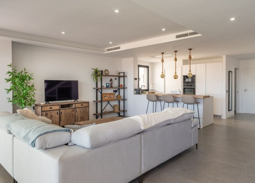 Resale - Apartment - Penthouse - Estepona - Estepona Centro