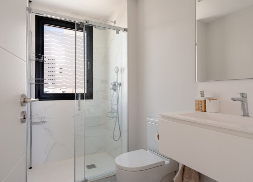 Resale - Apartment - Penthouse - Estepona - Estepona Centro