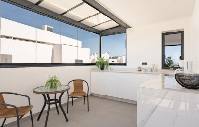 Resale - Apartment - Penthouse - Estepona - Estepona Centro