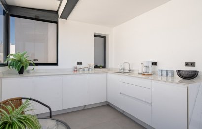 Resale - Apartment - Penthouse - Estepona - Estepona Centro