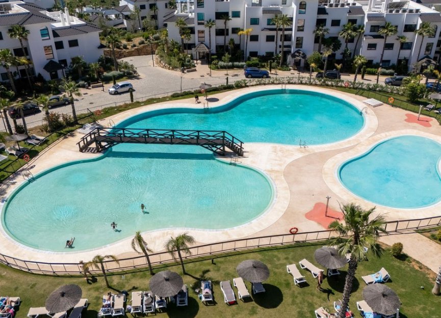 Resale - Apartment - Penthouse - Estepona - Estepona Centro