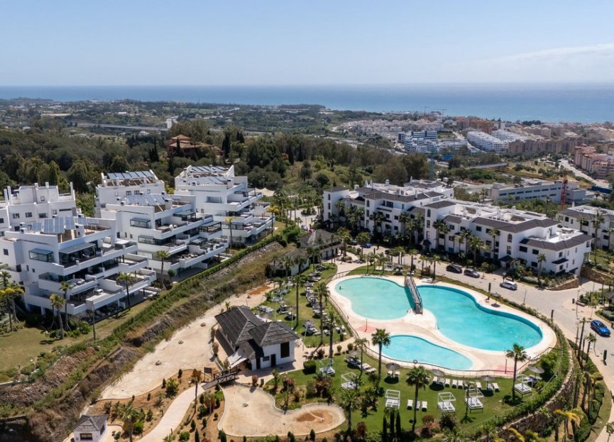Resale - Apartment - Penthouse - Estepona - Estepona Centro