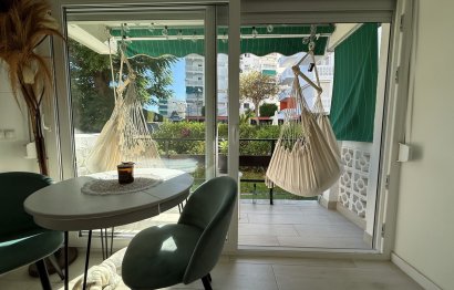 Resale - Apartment - Middle Floor Apartment - Estepona - Estepona Centro