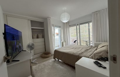 Resale - Apartment - Middle Floor Apartment - Estepona - Estepona Centro