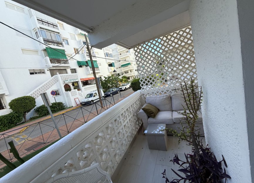 Resale - Apartment - Middle Floor Apartment - Estepona - Estepona Centro