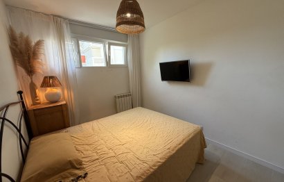 Resale - Apartment - Middle Floor Apartment - Estepona - Estepona Centro