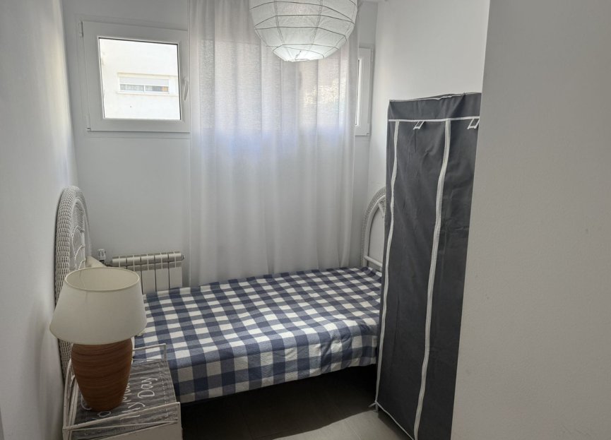 Resale - Apartment - Middle Floor Apartment - Estepona - Estepona Centro