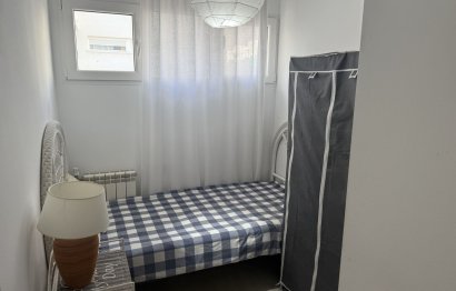 Resale - Apartment - Middle Floor Apartment - Estepona - Estepona Centro