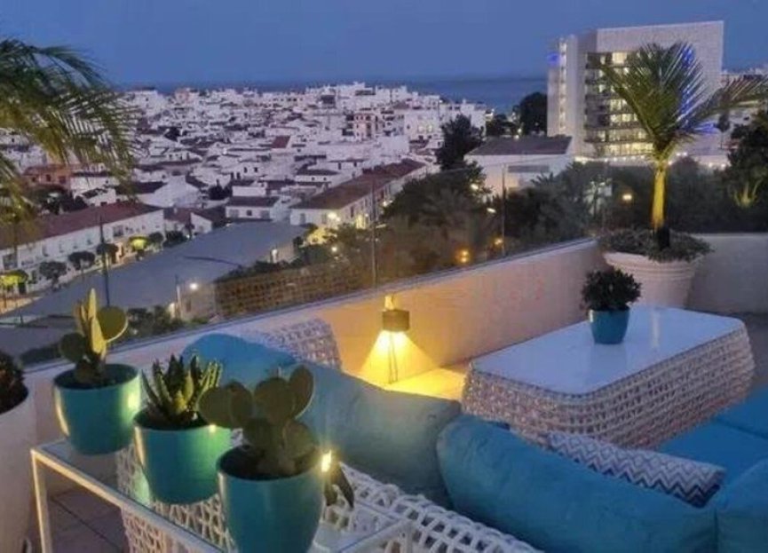 Resale - Apartment - Penthouse - Estepona - Estepona Centro