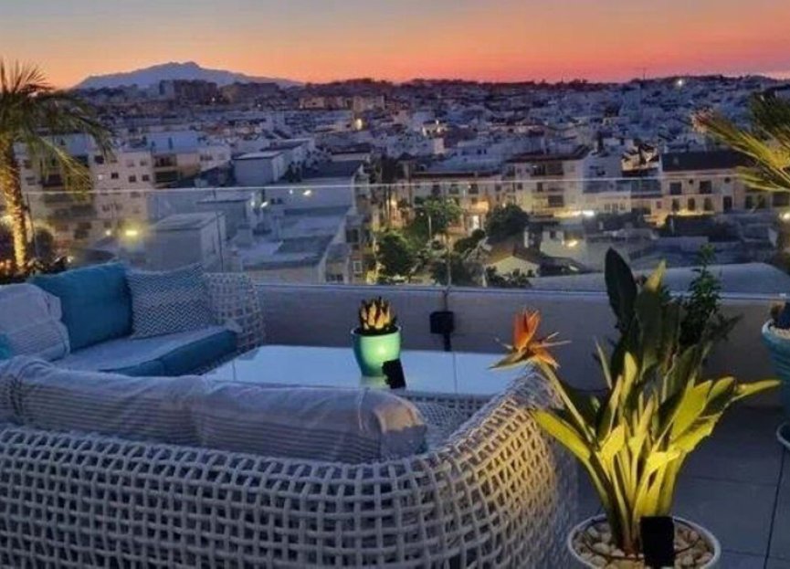 Resale - Apartment - Penthouse - Estepona - Estepona Centro