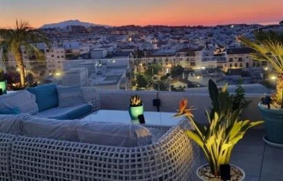 Resale - Apartment - Penthouse - Estepona - Estepona Centro