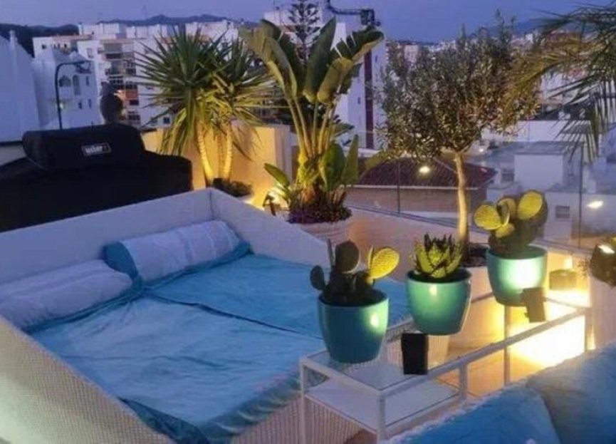 Resale - Apartment - Penthouse - Estepona - Estepona Centro