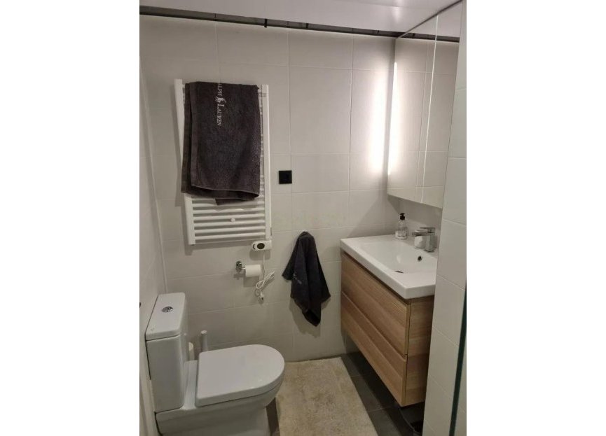 Resale - Apartment - Penthouse - Estepona - Estepona Centro