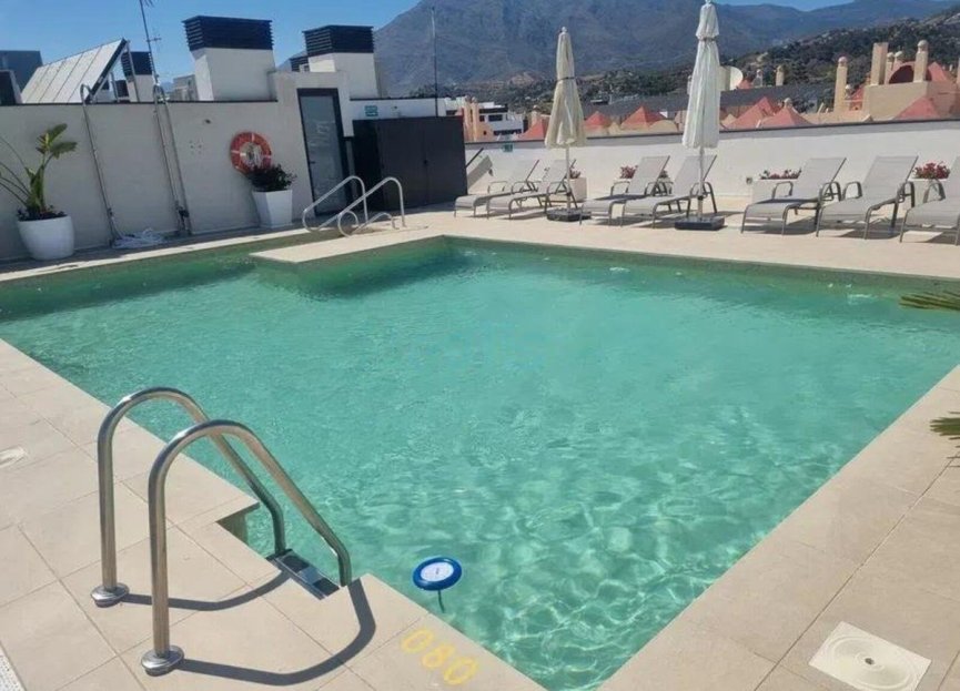 Resale - Apartment - Penthouse - Estepona - Estepona Centro