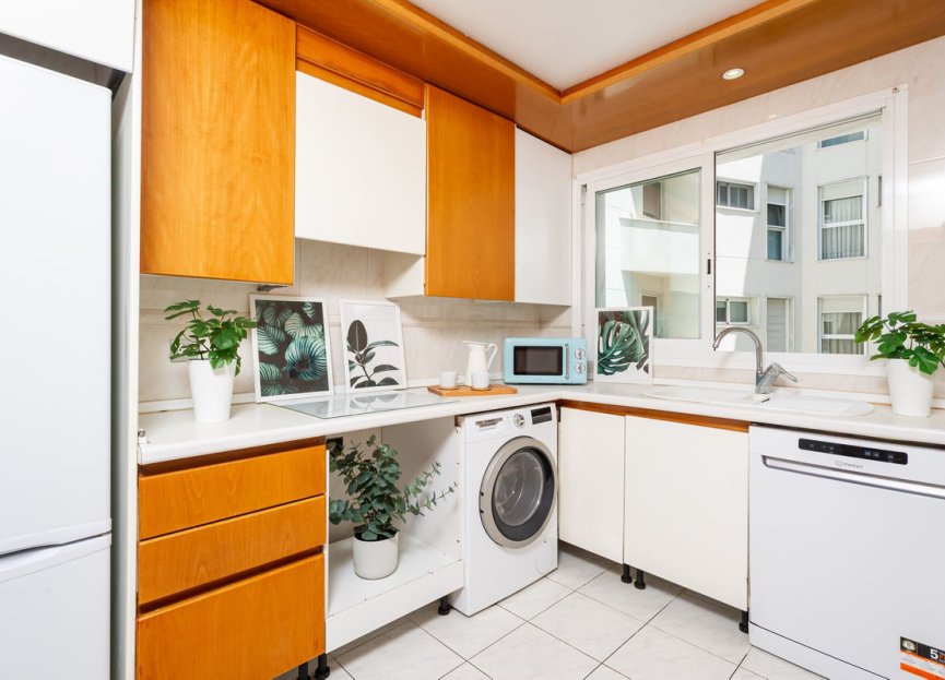 Resale - Apartment - Middle Floor Apartment - Marbella - Marbella Centro