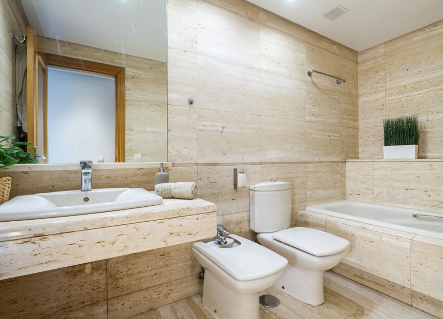 Resale - Apartment - Middle Floor Apartment - Marbella - Marbella Centro