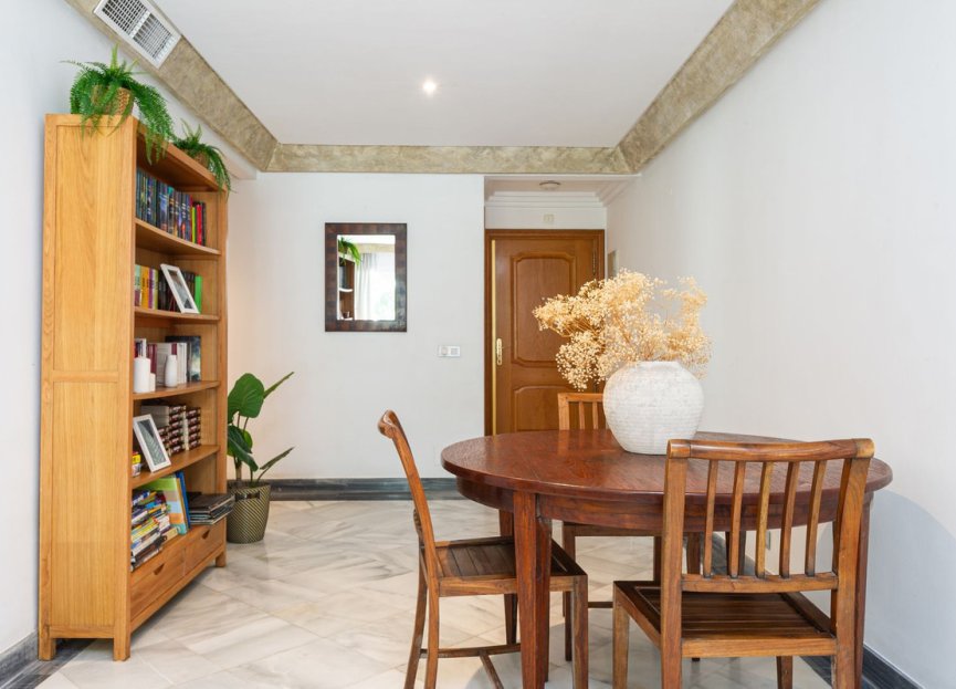 Resale - Apartment - Middle Floor Apartment - Marbella - Marbella Centro