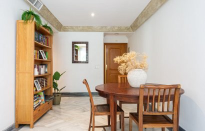 Resale - Apartment - Middle Floor Apartment - Marbella - Marbella Centro