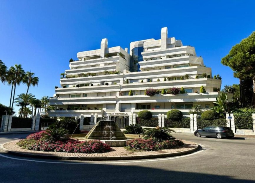 Resale - Apartment - Middle Floor Apartment - Marbella - Marbella Centro