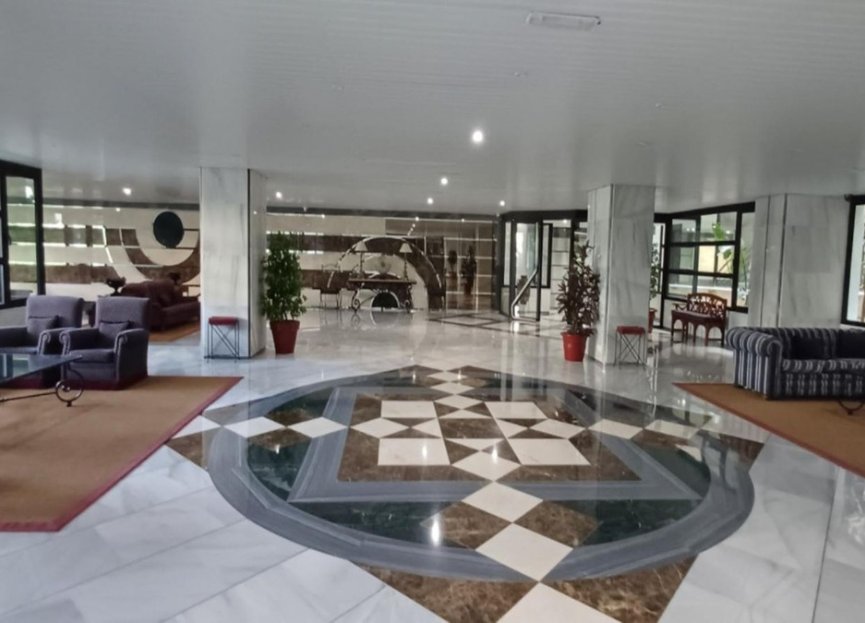 Resale - Apartment - Middle Floor Apartment - Marbella - Marbella Centro