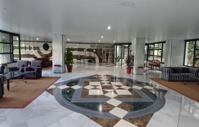 Resale - Apartment - Middle Floor Apartment - Marbella - Marbella Centro