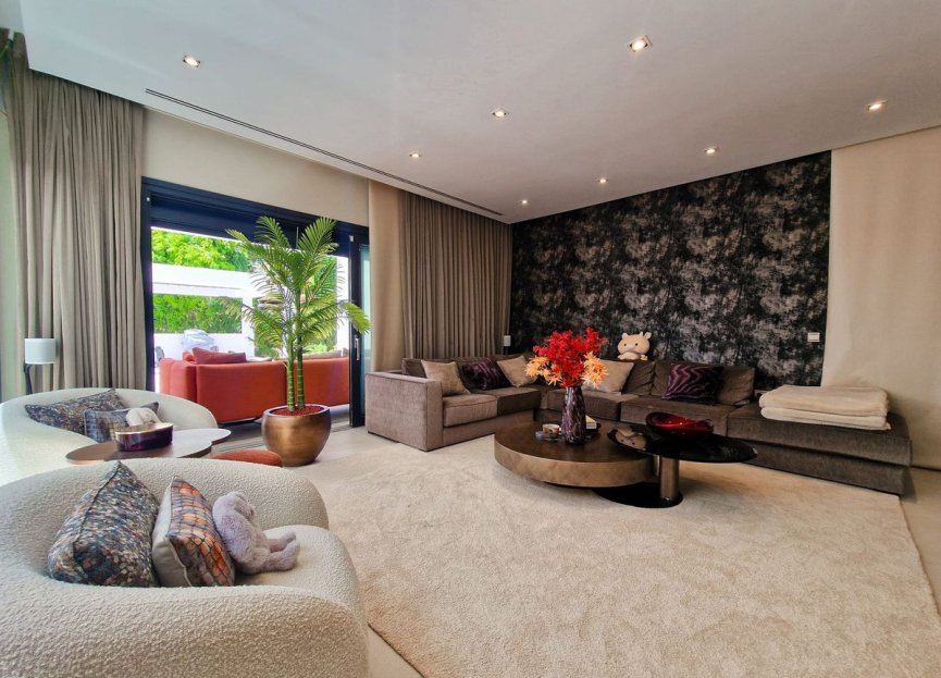 Resale - House - Detached Villa - Marbella - Marbella Centro