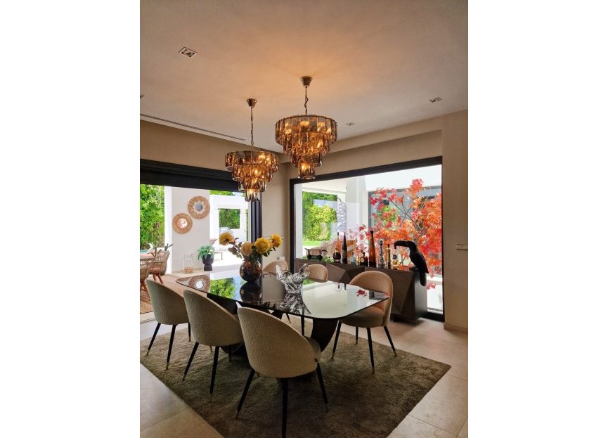 Resale - House - Detached Villa - Marbella - Marbella Centro