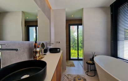 Resale - House - Detached Villa - Marbella - Marbella Centro