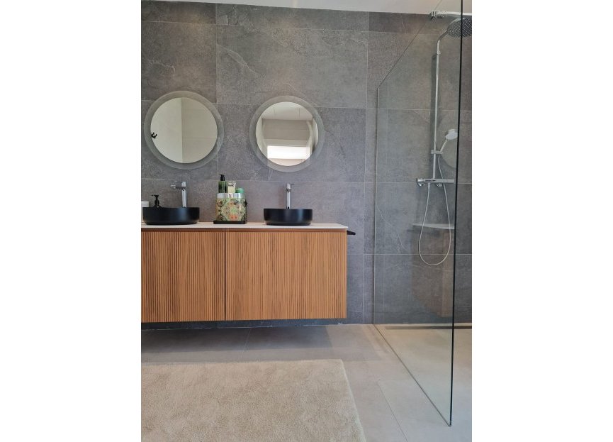 Resale - House - Detached Villa - Marbella - Marbella Centro