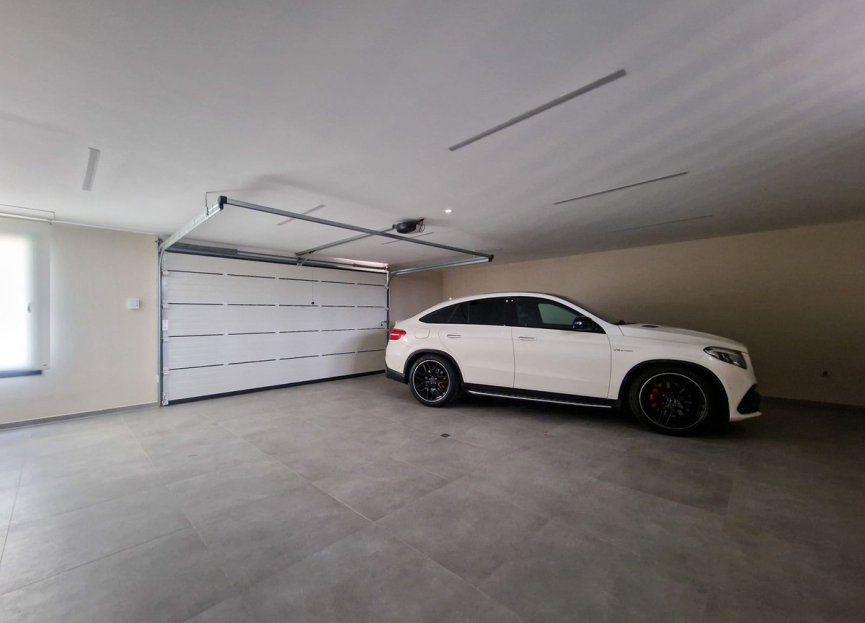 Resale - House - Detached Villa - Marbella - Marbella Centro