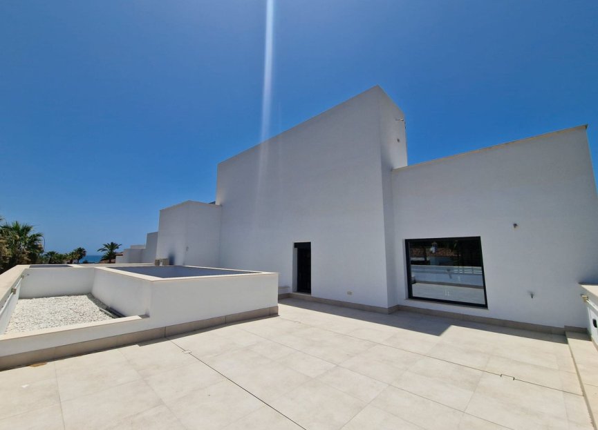 Resale - House - Detached Villa - Marbella - Marbella Centro