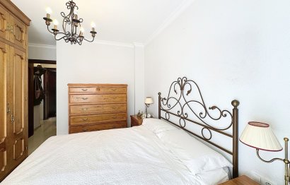 Resale - Apartment - Middle Floor Apartment - Estepona - Estepona Centro