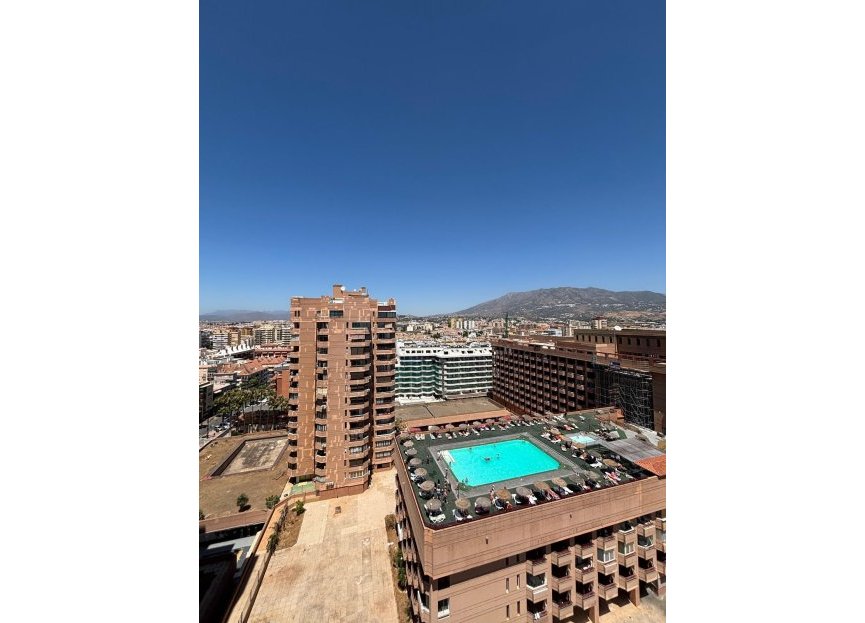 Resale - Apartment - Middle Floor Apartment - Fuengirola - Fuengirola Centro