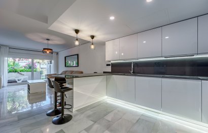 Resale - Ground floor apartment - Marbella - Sierra Blanca