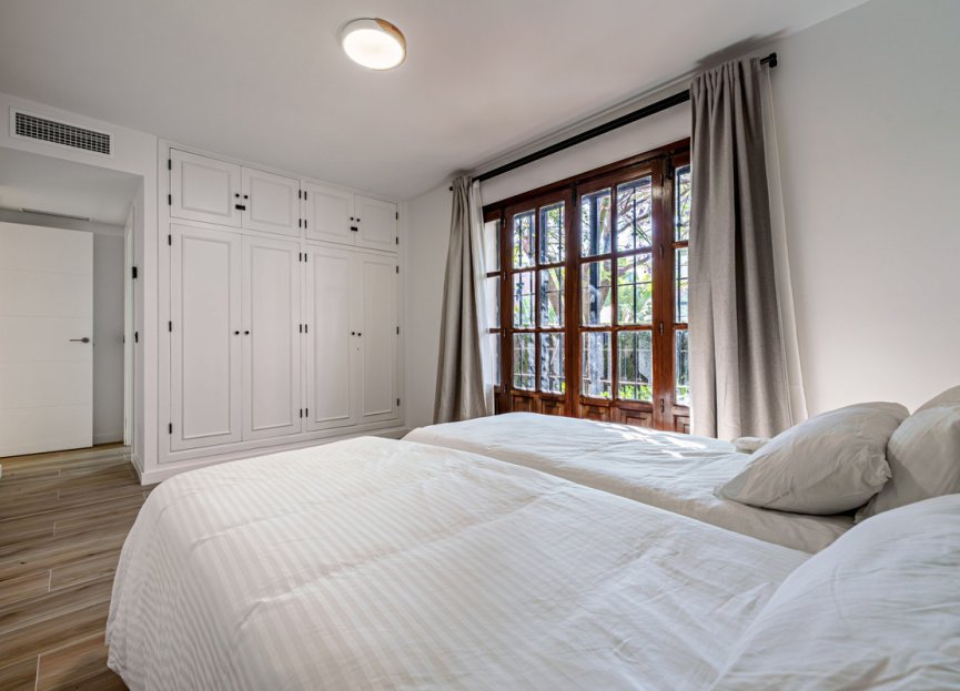 Resale - Ground floor apartment - Marbella - Sierra Blanca