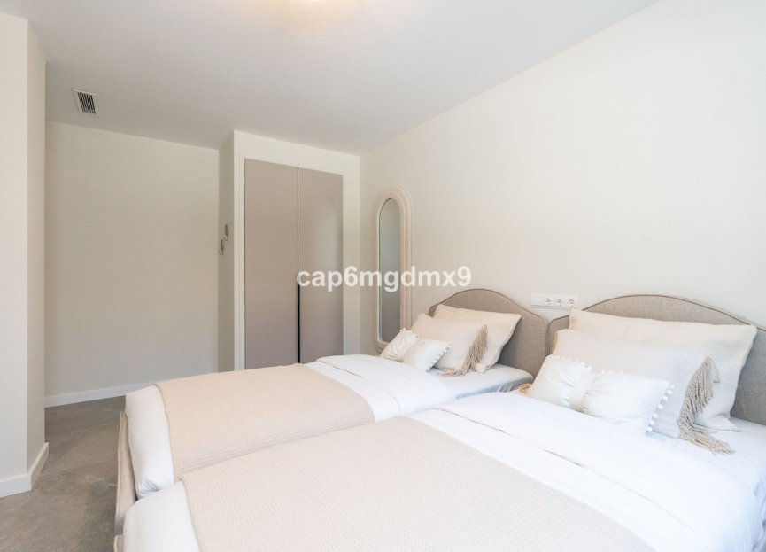 Resale - Ground floor apartment - Benahavís - La Quinta