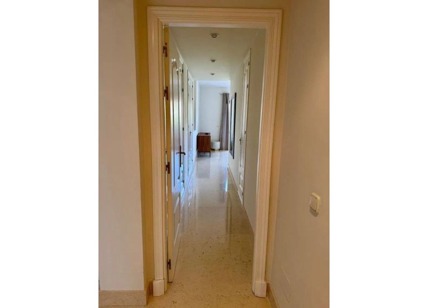 Reventa - Apartment - Middle Floor Apartment - Benahavís - Benahavís Centro