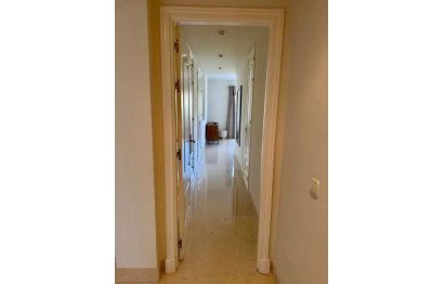 Reventa - Apartment - Middle Floor Apartment - Benahavís - Benahavís Centro