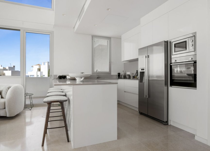 Resale - Apartment - Penthouse - Benahavís - Benahavís Centro