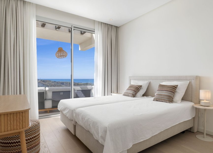 Resale - Apartment - Penthouse - Benahavís - Benahavís Centro