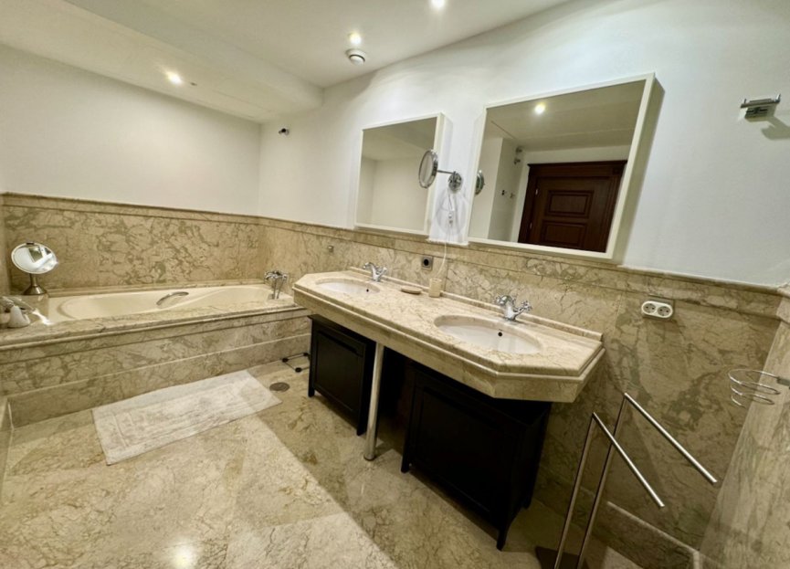 Resale - Ground floor apartment - Marbella - San Pedro De Alcantara