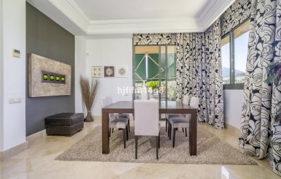 Resale - Apartment - Penthouse - Marbella - Nueva Andalucia